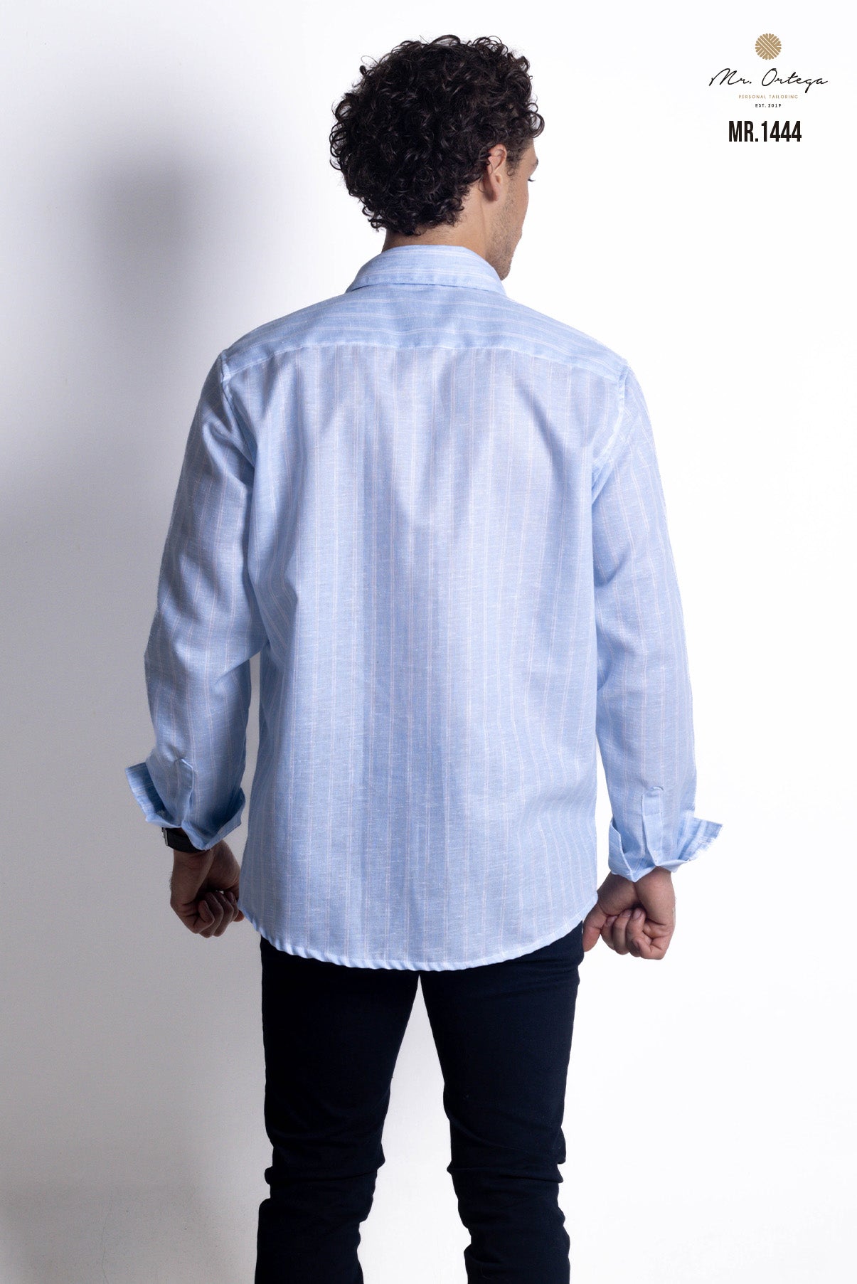 CAMISA LINEAS AZUL CLARO Y BLANCO