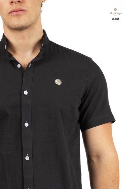 CAMISA LISA NEGRO CUELLO MAO