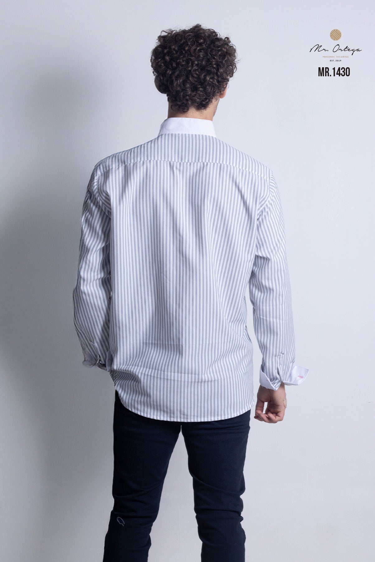 CAMISA RAYAS GRIS Y BLANCO